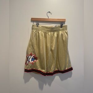 Retro Mitchell & Ness Philadelphia 76ers "Hardwood Classics" 1997-1998